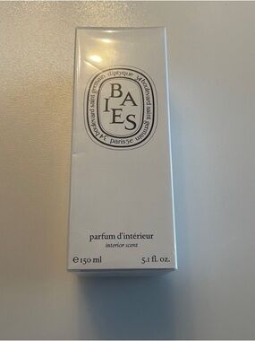 NWT! Diptyque Baies Room Spray